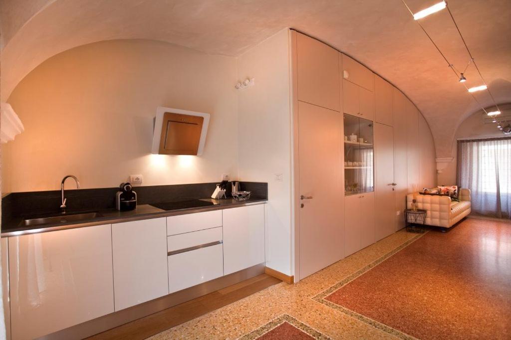Anfite Luxury Apartment Volto San Luca Verona Eksteriør billede